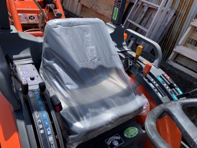 トラクター CTX18 写真４